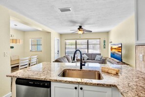 Interior - Super Unit- Dos Casitas Retreat! (Siesta Key)