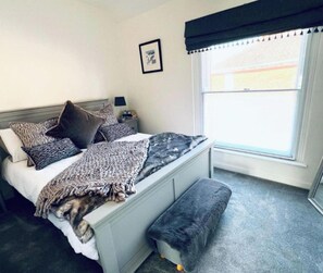 Room - Urban stay in Aylsham is central for the coast and city (Aylsham)