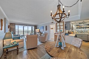 TV, books - Harbor Towers 603 - Tropical Sands Accommodations (Siesta Key)