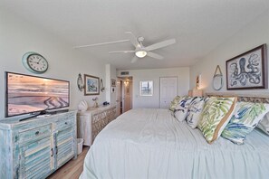2 bedrooms, iron/ironing board, free WiFi, bed sheets - Harbor Towers 603 - Tropical Sands Accommodations (Siesta Key)
