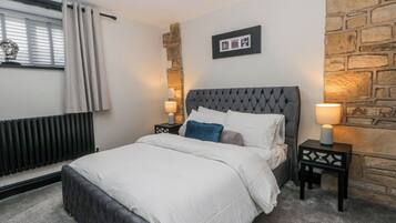 3 bedrooms, individually decorated, individually furnished, free WiFi