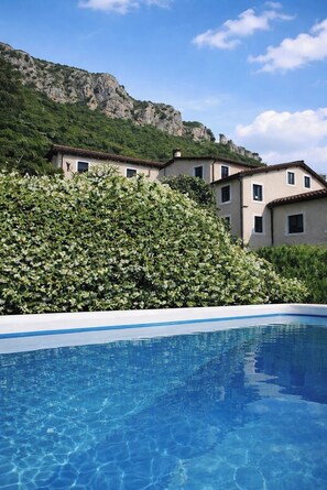 Comfort Apartment, Kitchen, Garden View | Pool - Villetta Moscal- Buon Gusto (Affi)