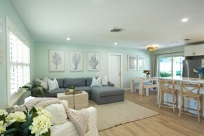 Smart TV - Turfside Terrace, Heated Pool and Putt Putt (Jupiter)