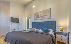 3 chambres, fer et planche à repasser, lit parapluie, Wi-Fi gratuit
