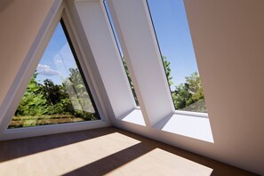 Interior - Summit Treehouse w/4 Decks, Stunning Views on Lavender Farm (Oxford)