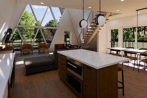 Interior - Summit Treehouse w/4 Decks, Stunning Views on Lavender Farm (Oxford)