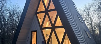 Summit Treehouse & Lavender Farm