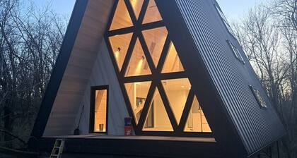 Summit Treehouse & Lavender Farm