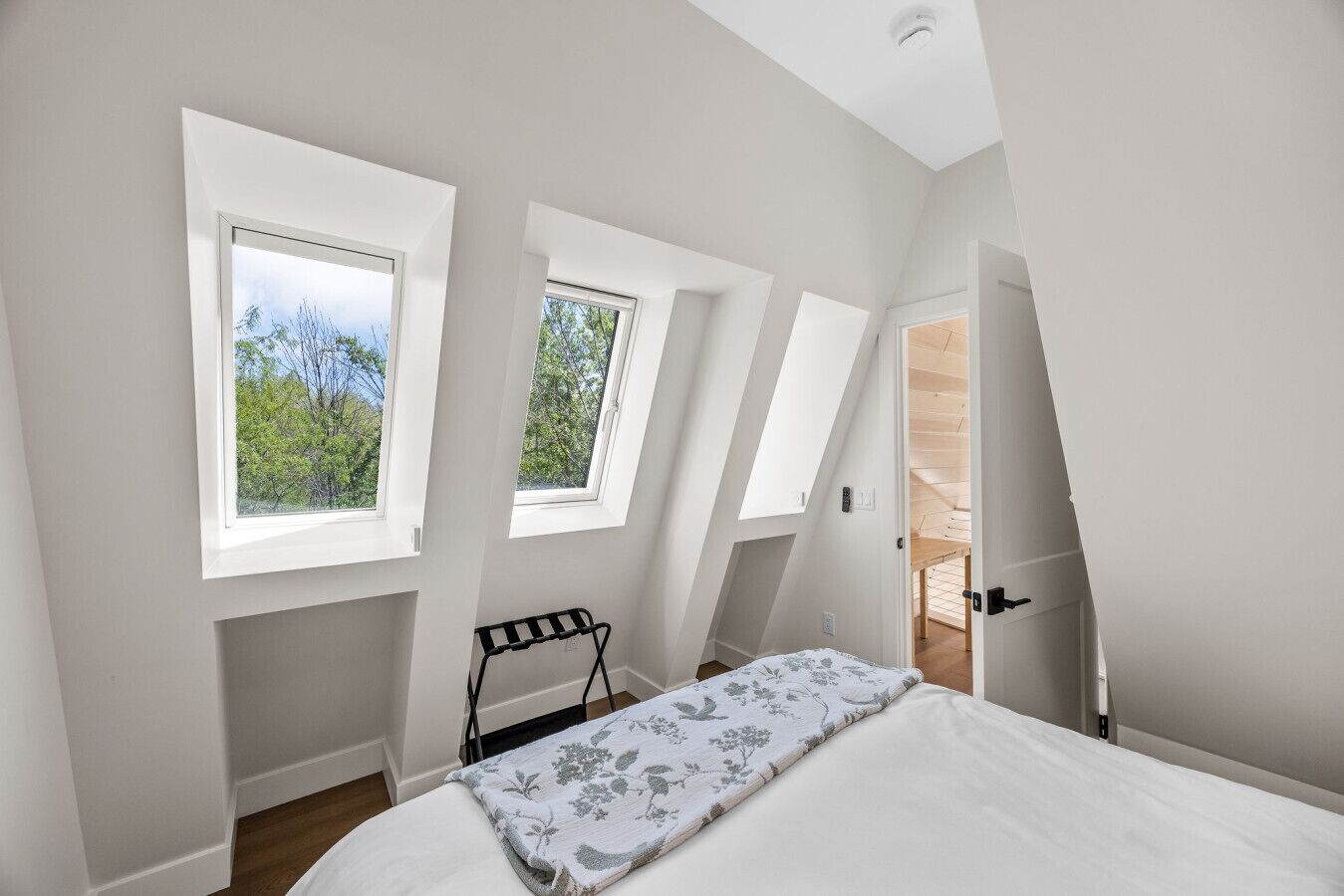 3 habitaciones, escritorio y wifi 
