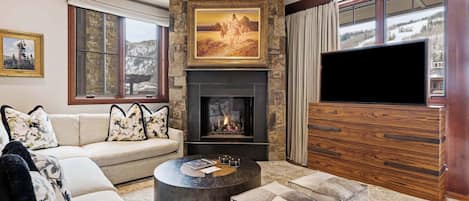 TV, fireplace