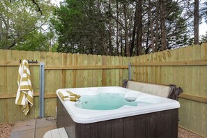 Bañera de hidromasaje exterior