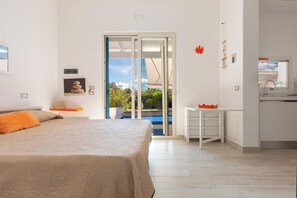 1 habitación, tabla de planchar con plancha y internet 