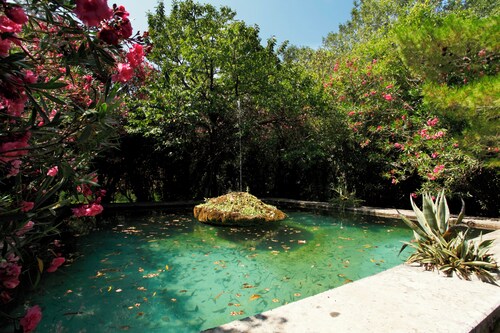 Masseria dei Paternostro - Private Sicilian Estate with Pool near Corleone