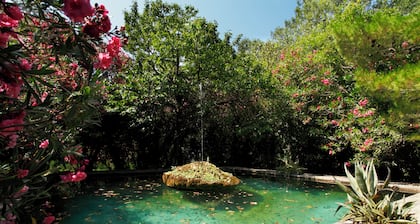 Masseria dei Paternostro - Private Sicilian Estate with Pool near Corleone