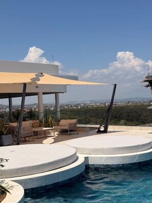 Pool - Stylish One-Bedroom Studio Apartment with Rooftop Pool & Ocean Views (Mombasa)