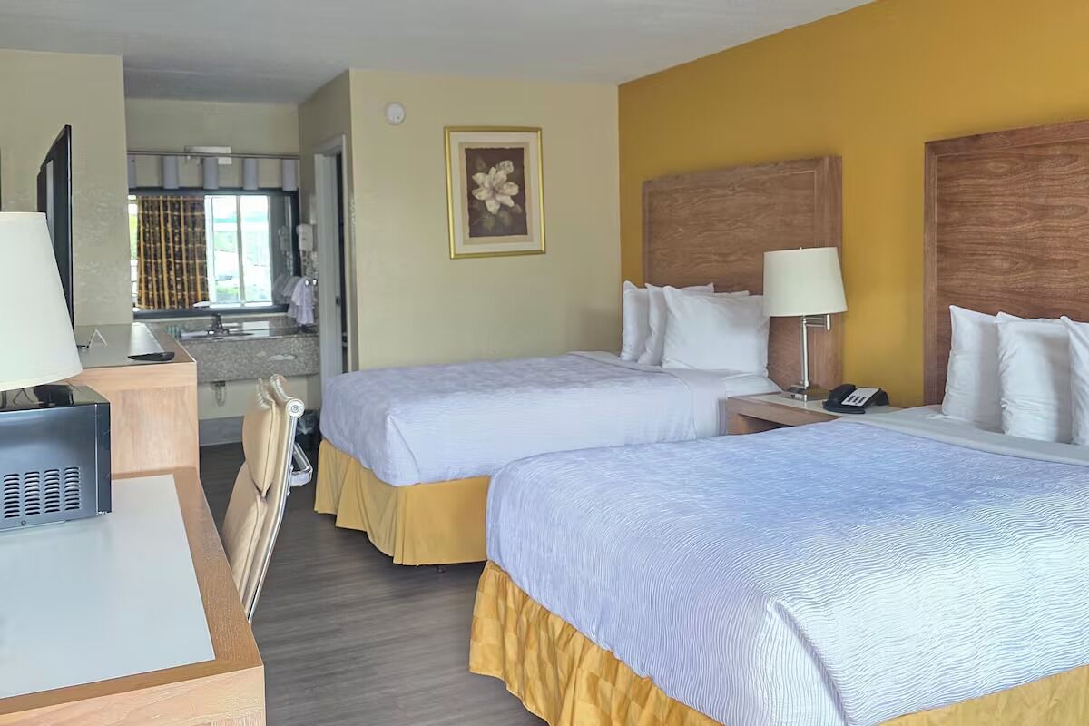 Snug Room With Parking  Near Chattanoogas Top Attractions - Lookout Mountain, TN