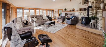 Escape to this amazing 3 bedroom home just 5 minutes from Historic Mineral Point