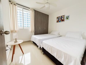 2 habitaciones, wifi gratis, ropa de cama y acceso para silla de ruedas 