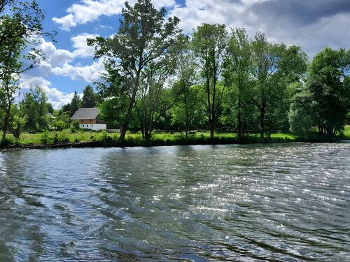 Apartment 'Schwarzmühle 2' mit Seeblick, privatem Garten und WLAN
