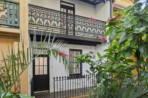 Exterior detail - Bright 2 Bed House in Surry Hills (Surry Hills)