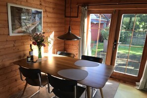 Dining - Vrbo Property (Grömitz)