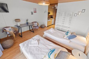 熨斗/熨衫板、可攜式嬰兒床、Wi-Fi、床單