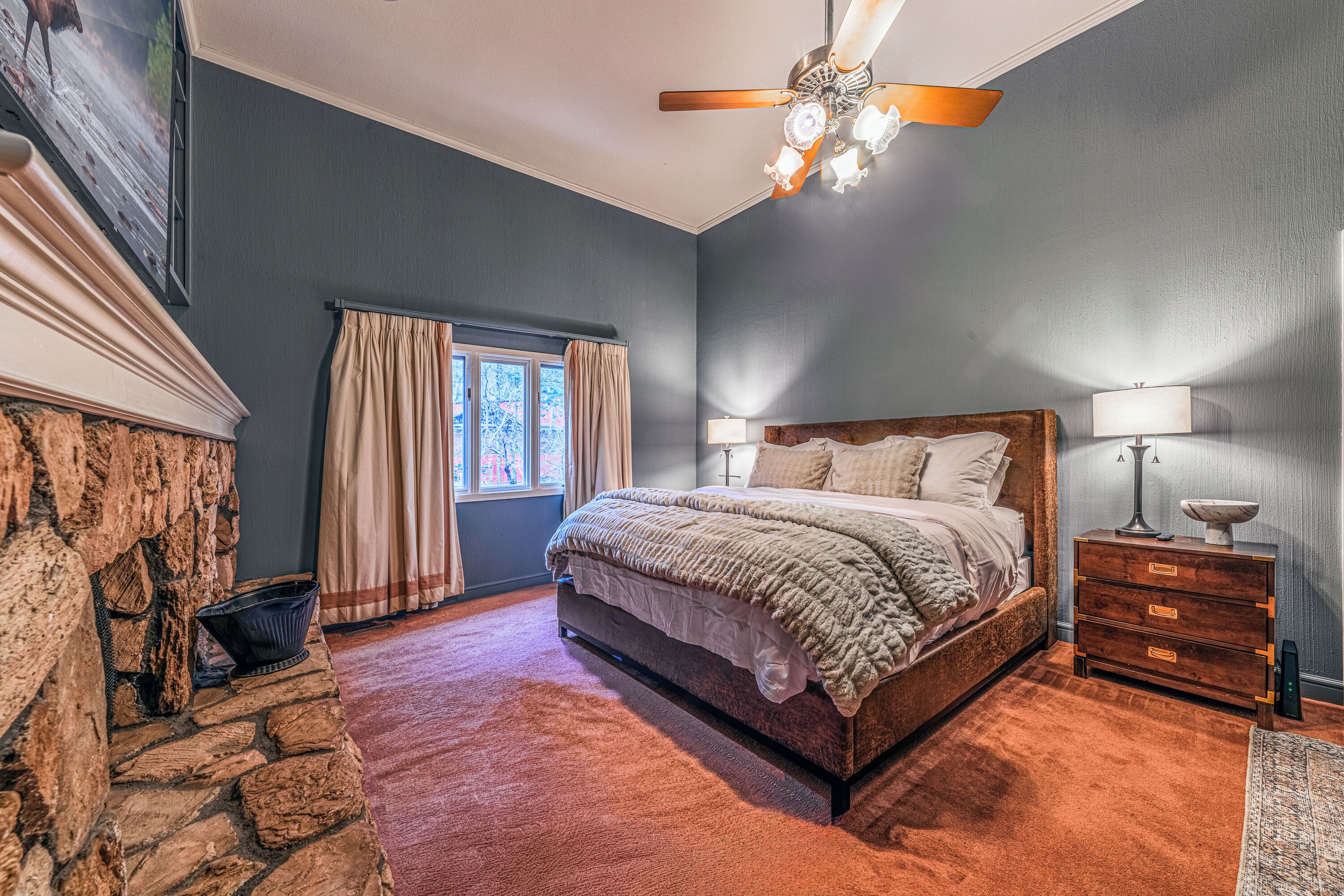 Chalet, Multiple Beds, Patio, River View (Unit 207)