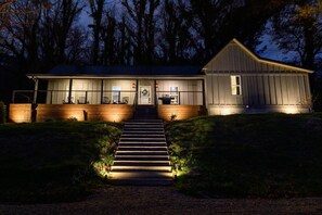 Exterior - The Little River Nest, 2 Master Suites w/King Beds (Walland)