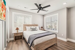 2 habitaciones, tabla de planchar con plancha, wifi y ropa de cama 