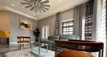 Quad Villa @ East Airport. Your home from home