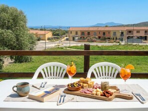 Outdoor dining - Vacanze Nespolo by Interhome (Olbia)