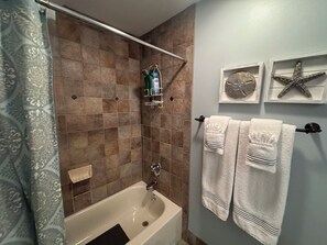 Hair dryer, towels, soap, toilet paper - Sunsets on Houghton Lake (Houghton Lake)
