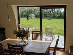 Cottage | Dining - The Rookery (Tacumshane)