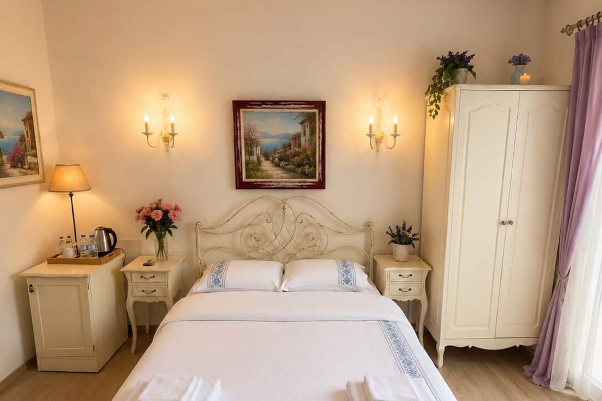 Economy Room, 1 Bedroom, Garden View | Premium bedding, minibar, blackout drapes, soundproofing