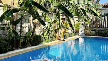 Piscina externa