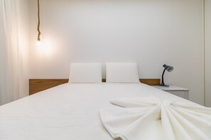 Apartment | Desk, laptop workspace, blackout drapes, iron/ironing board - APTO 4 Suítes | Espaçoso | Varanda Gourmet | San Martin | Destino BSM 303A (Barra de São Miguel)