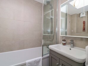Shower - Daisy Bank (Cheltenham)