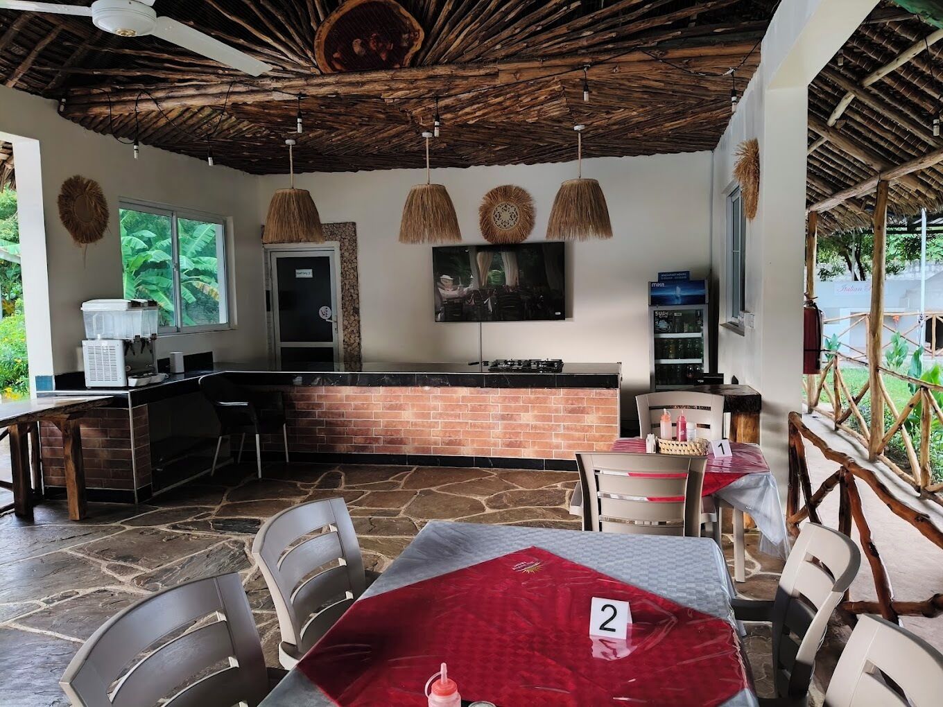 المنشأة من الداخل