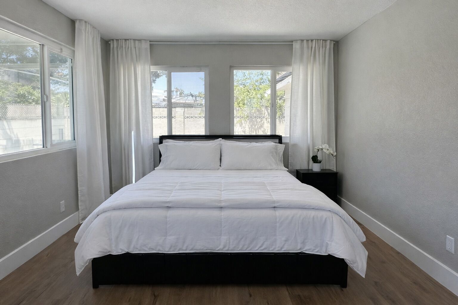 6 chambres, fer et planche à repasser, Wi-Fi, literie fournie