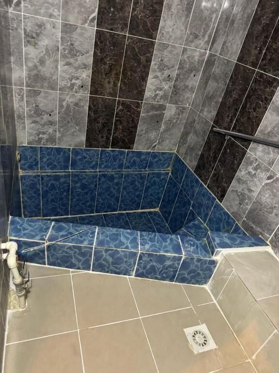 家庭公寓, 阳台, 花园景观 | 浴室