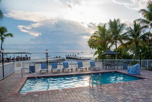 Pool - Island Living: Private Beach, Hammocks & Complimentary Cruiser Bikes | 3 Units (Key Largo)