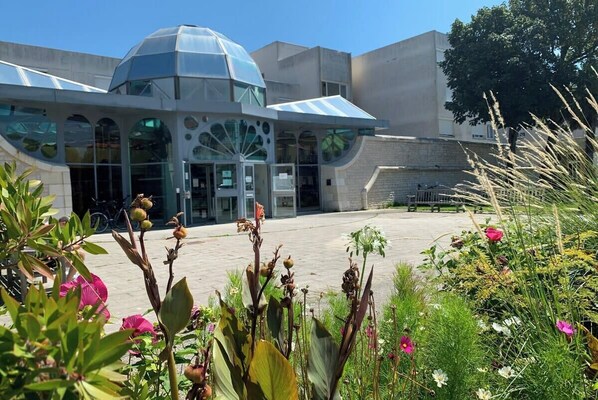 Exterior - The Thalassa Centre Rochefort, Ideal for spa visitors, 2* (Rochefort)