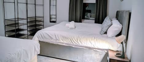 3 Schlafzimmer, individuell dekoriert, individuell eingerichtet