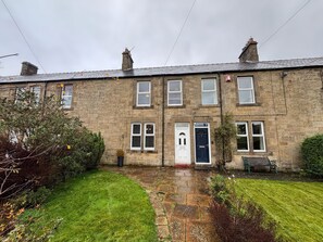 Exterior - 4 The Croft (Hexham)