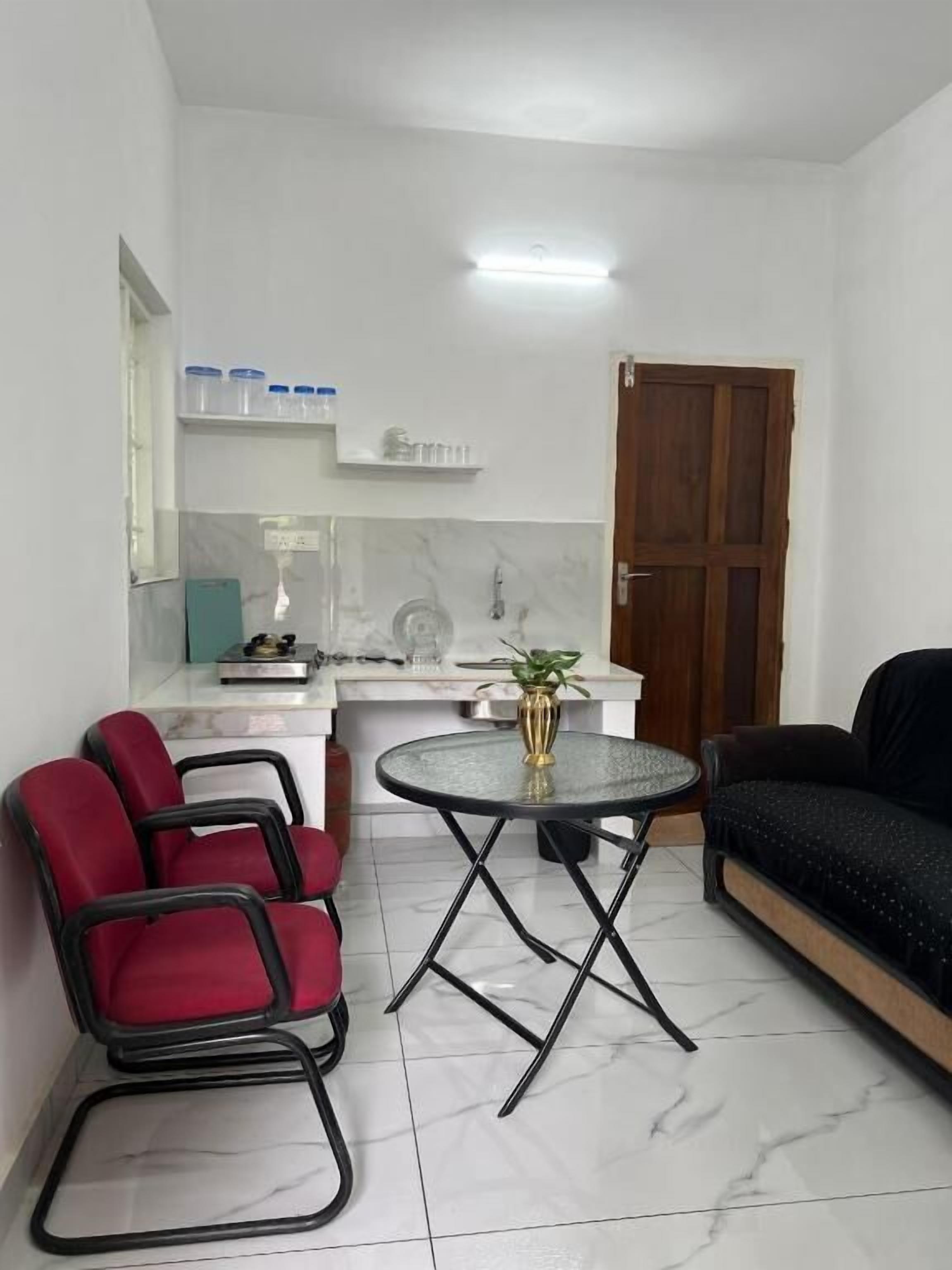 Estudi Deluxe, vistes al jardí | Interior