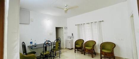 スーペリア コテージ パティオ ガーデンビュー | 内装