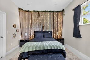 4 Schlafzimmer, Schreibtisch, kostenloses WLAN, Bettwäsche