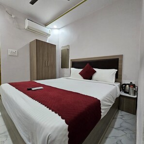 Deluxe Double Room - PVS Grand (Varanasi)