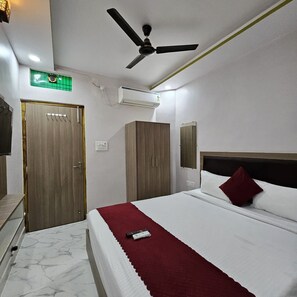 Deluxe Double Room - PVS Grand (Varanasi)