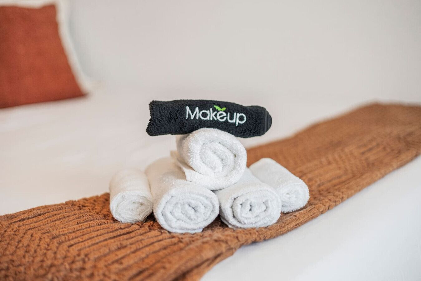 complimentary toiletries and a spotless bathroom help make every stay comfortable